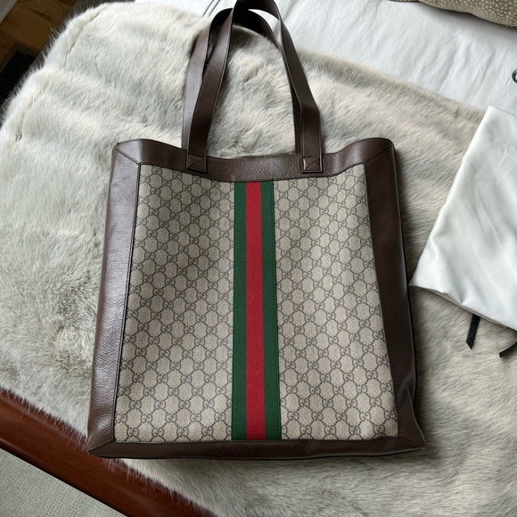 Gucci Tote GG Supreme Large Ophidia Vertical Shopping Tote Brown - Picture 3 of 13